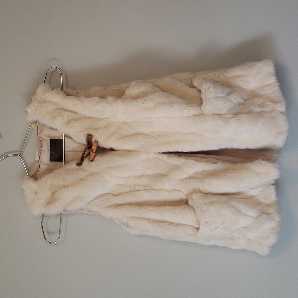 Zara Girls Faux Fur Cream Vest